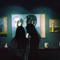 На выставке Рене Магритта :: M Marikfoto