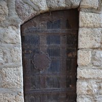 Дверца в старой крепости :: Ольга 