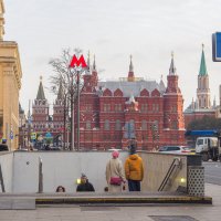 Городская Зарисовка :: юрий поляков