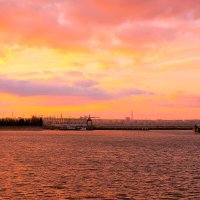 закат с видом на ГЭС :: Аркадий Баринов