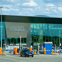 Международный аэропорт Толмачево :: Дмитрий Конев