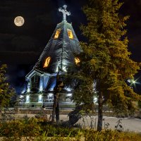 Севастополь. Единственный в мире православный храм, имеющий форму пирамиды. :: Борис 