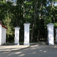 Ворота в несвижский парк :: Ольга 
