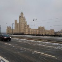 Москва не майская, а ноябрьская :: Андрей Лукьянов