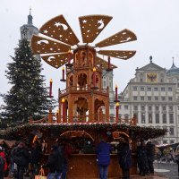Рождественский базар в Аугсбурге... :: Galina Dzubina