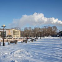 Площадь Юности. :: Виктор Иванович Чернюк