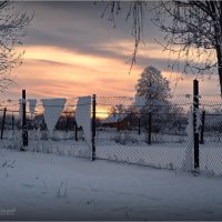 "Заснеженный вечер. Рабица"© :: Владимир Макаров