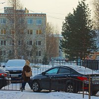 Зима...Автомобили и пешеход-скоро не пройти! :: Владимир 