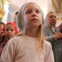дети в храме :: Андрей Чазов
