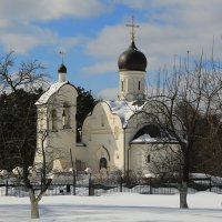 Переделкино  храм Воскресения Христова :: Ninell Nikitina