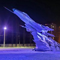 Памятник Лётчикам, отстоявшим Воронежское небо в годы Великой Отечественной войны :: Татьяна 