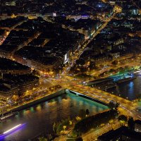 Ночной Париж с Эйфелевой башни :: Ростислав Бычков