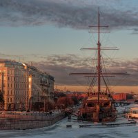 На пороге угасающего дня февраля :: Валерий Паршин