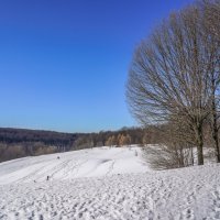 Март в Царицыно... :: Владимир Жданов