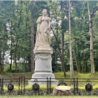Памятник королеве Луизе. :: Валерия Комова