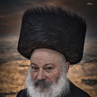 שטרײַמל :: Shmual & Vika Retro