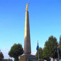 Люксембург.   Монумент, посвященный памяти павших на войне солдат. :: Ольга Довженко