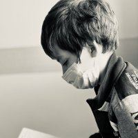 Мальчик с книгой :: Larisa Kuznetsova