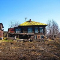 Май..Дом на городской окраине! :: Владимир 