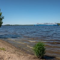 "Лебединое озеро" на траверзе Конаково. :: Михаил "Skipper"