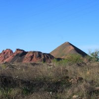 тереконник - непременный спутник шахты :: Наталья Якубаева