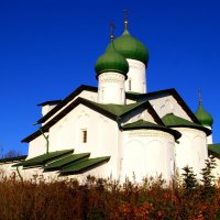 Церковь Богоявления со звонницей 1489 г. :: Екатерина Миронова