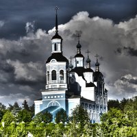 Церковь город Комсомольск :: Богдан Петренко
