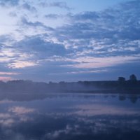 Туманный рассвет. :: Владимир Михайлович Дадочкин