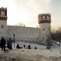 Южная стена с башнями :: Сергей Мягченков