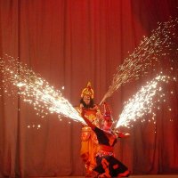 Фестиваль индийской культуры. Танец огня. Стих 1 :: Леонид Нестерюк