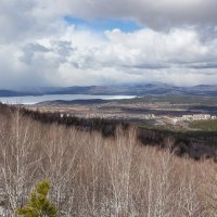 Ильменский хребет. Апрель. г. Миасс, Машгородок. Озеро Тургояк. :: Алексей Трухин