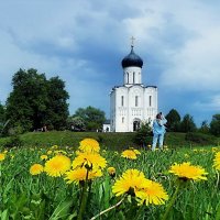 У ц. Покрова... :: Владимир Шошин