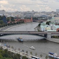 Московский Кремль со смотровой площадки храма Христа Спасителя :: <<< Наташа >>>