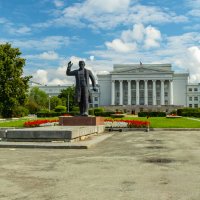 Фото.04.08.2024. Екатеринбург. УПИ :: Михаил Пименов