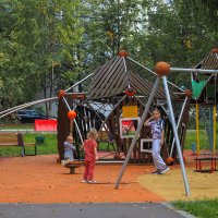 Городская Зарисовка :: юрий поляков