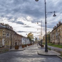 Углич. На улицах города :: Сергей Цветков