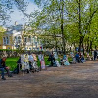 Люди в городе :: Aleksey Afonin