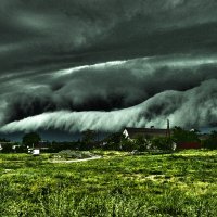 Грозовые облака-цунами HDR :: Богдан Петренко