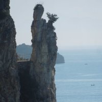 Скульптура созданная природой. :: ЛАРИСА 