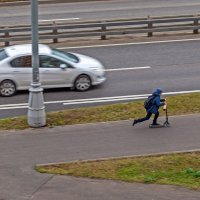 Самокатчик вырвался вперёд :: Валерий Иванович