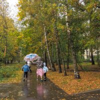 Городская Зарисовка :: юрий поляков