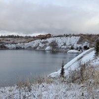 Осенний снег :: Александр Ульныров