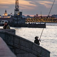 Вечер на реке :: Константин Бобинский