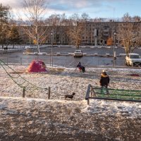 Снежок на радость детворе! :: Михаил "Skipper"