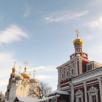 Успенская церковь,Смоленский собор и колокольня.Вид от восточной стены :: Сергей Мягченков