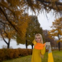 girl wearing a scarf in autumn :: Steinar Berg 