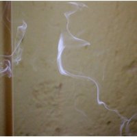 Рисует дым портреты на стене... :: Наталья Портийо