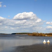 Весенний ветер за дверьми... :: Илья Строганов