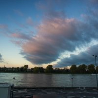 Облака над Рейном :: Witalij Loewin