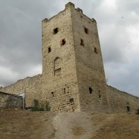 Развалины Генуэзской крепости :: Александра Кривко